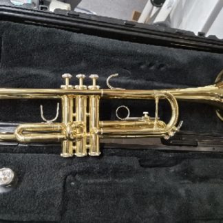 Bach Trumpet, Student Trumpet, Beginner Trumpet, Bach TR 300 Trumpet, Used Trumpet