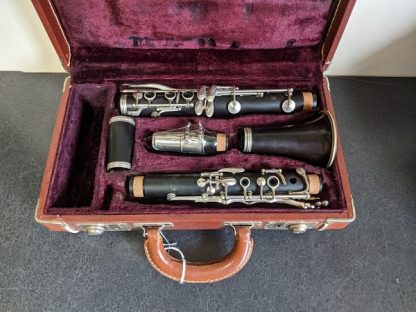 This Buffet R13 is a professional model clarinet.