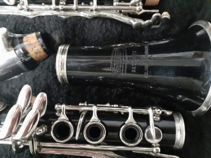 Bundy Student Bb Clarinet - #1385725 - Image 6