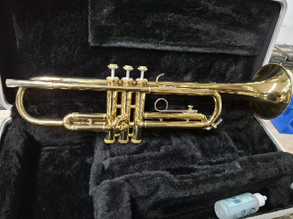 Bundy Trumpet, Used Trumpet, Student Trumpet, Marching Band Trumpet, Beginner Trumpet