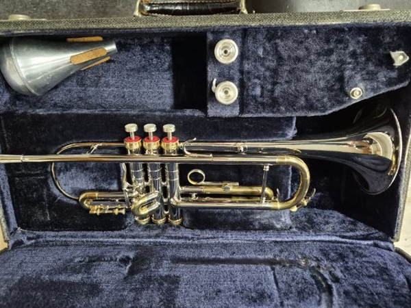 Conn Connstellation Trumpet, Model 38B Trumpet, Professional Trumpet, Used Trumpet, Vintage Trumpet