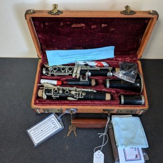 This G. Penzel wooden clarinet is a vintage clarinet made shortly before 1920.