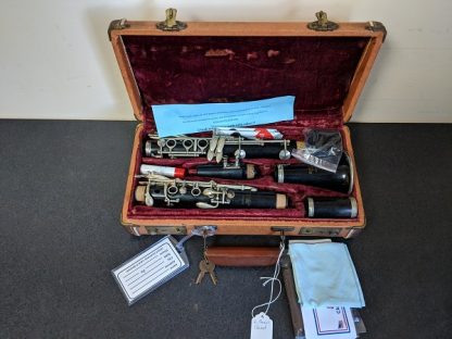 This G. Penzel wooden clarinet is a vintage clarinet made shortly before 1920.