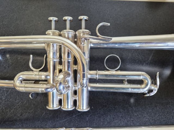 Yamaha Custom Eb/D Trumpet, Used Professional Trumpet, Eb/D Trumpet, Professional Trumpet, Model 9610 Trumpet
