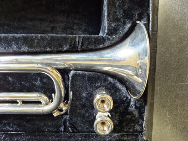 Yamaha YTR 738 Trumpet - #010073A - Image 9